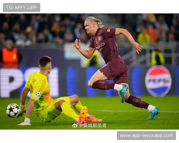 曼城反击一脚直塞,哈兰德单刀稳稳推射,哈兰德足球