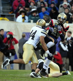 乐鱼体育平台-200蝶滑行距离：美选手更擅前段推进，滑蝶游身步